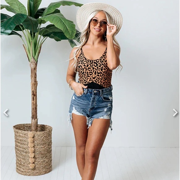 Coral Reef Swim Suit lot. 4 pieces size small. Leopard, black, reversible bottom - Picture 1 of 11